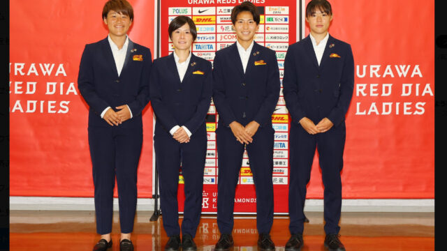 細貝萌 浦和レッズ時代のサイン入りユニフォーム スポーツ選手