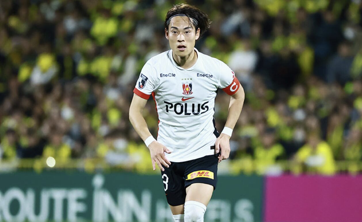 浦和レッズ ガチャ　13番　渡邊凌磨選手 🔵選手情報🔴 #渡邊凌磨 選手が浦和レッズへ完全移籍することが決定